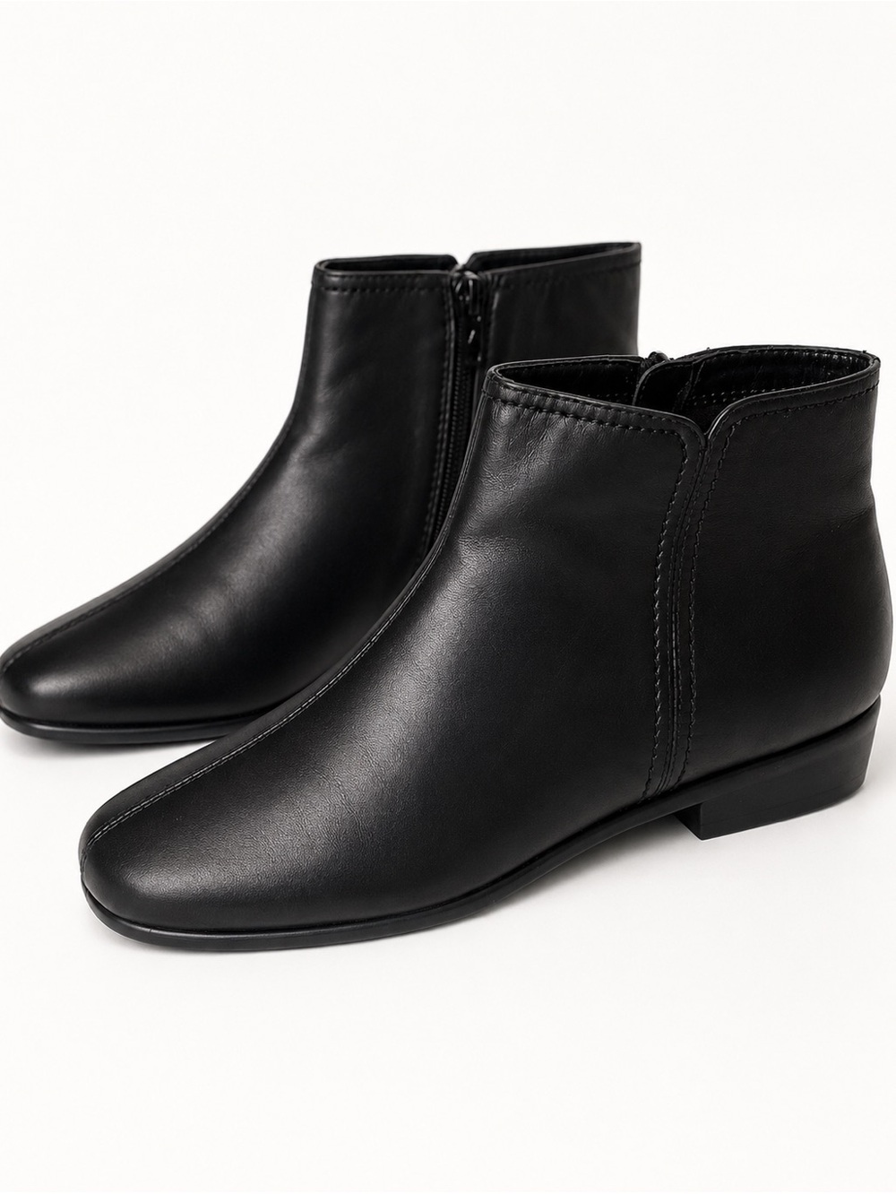 7.5 Aerosoles Soft Leather Barn Boots Flat Ankle Booties Old Money Quiet Luxury